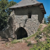 OBEC MURÁŇ: Muránsky hrad - vstupná brána