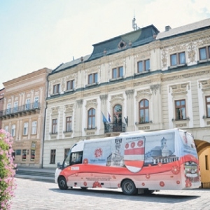 MESTO PREŠOV: Prešovská 49-tka - vyhliadkový autobus